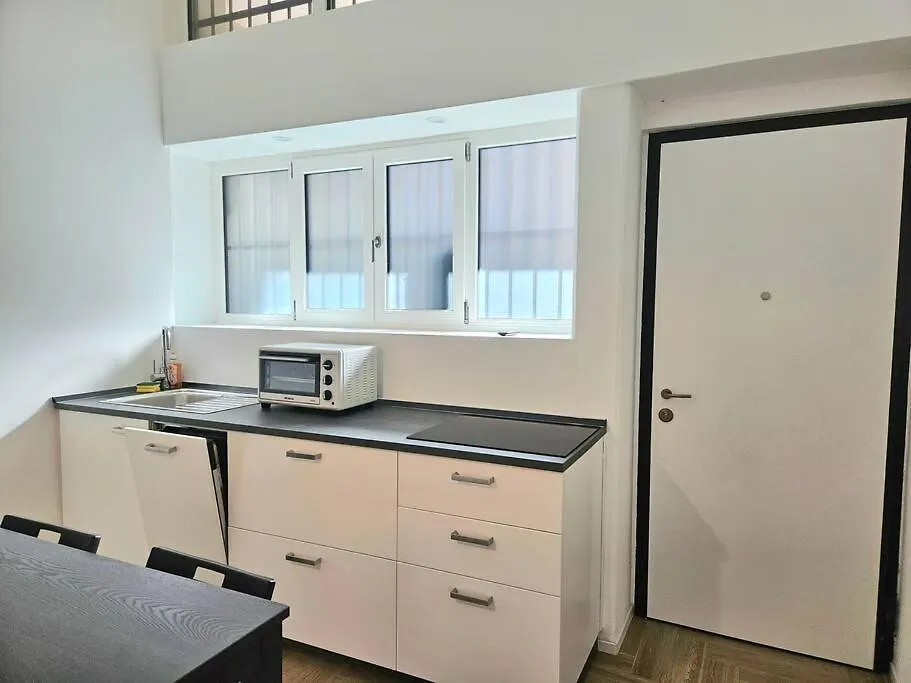 Apartment Grazioso Bilocale Ristrutturato Vicino Alla Stazione/Metro Milan