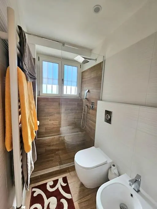 Grazioso Bilocale Ristrutturato Vicino Alla Stazione/Metro Milán Apartmán